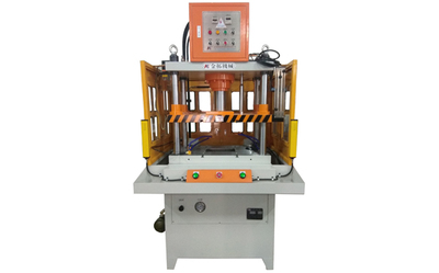 四柱快速油压机