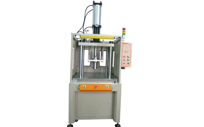 气液增压机、气动冲压机（型号：KTZD-20TS-F）